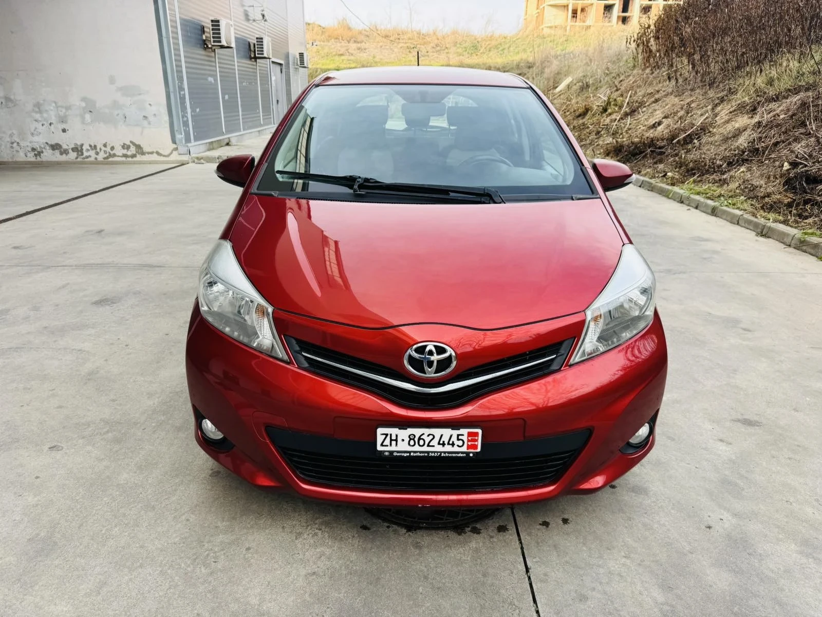 Toyota Yaris 1.3i Swiss - изображение 3