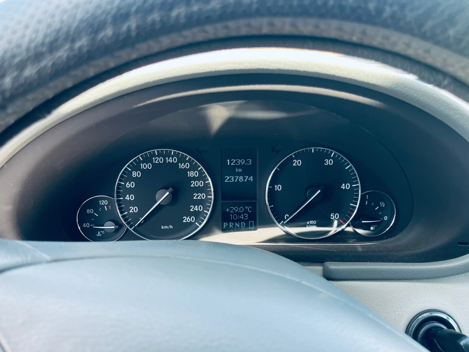 Mercedes-Benz C 220 2.2 150hp - изображение 7