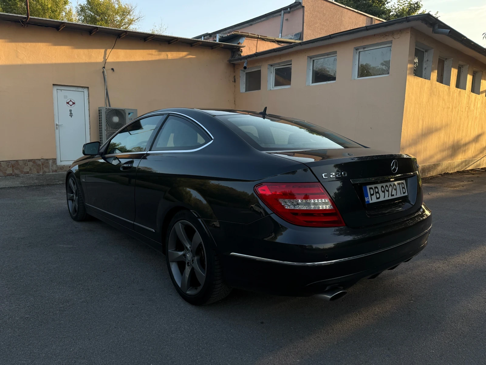 Mercedes-Benz C 220  - изображение 5