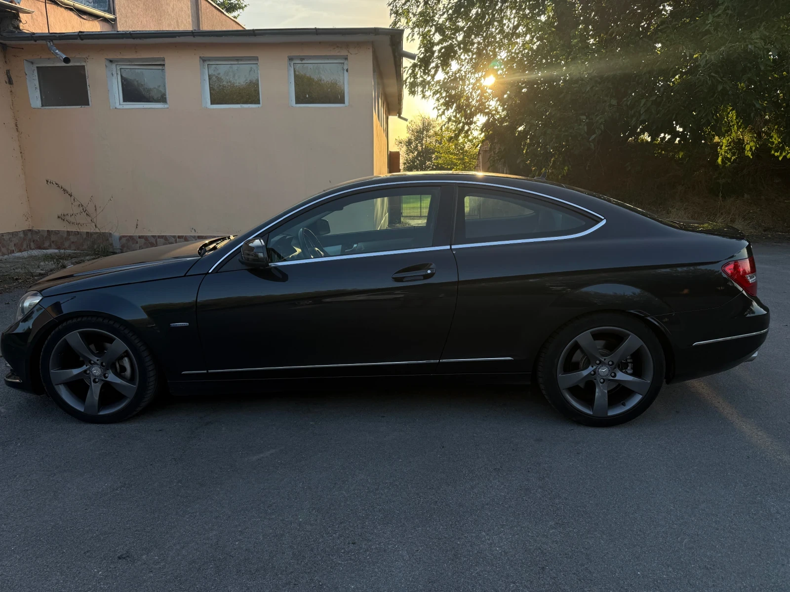 Mercedes-Benz C 220  - изображение 8
