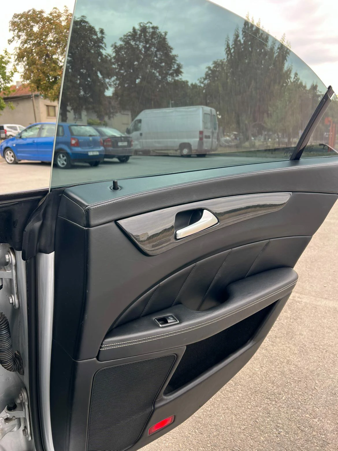 Mercedes-Benz CLS 350  - изображение 4