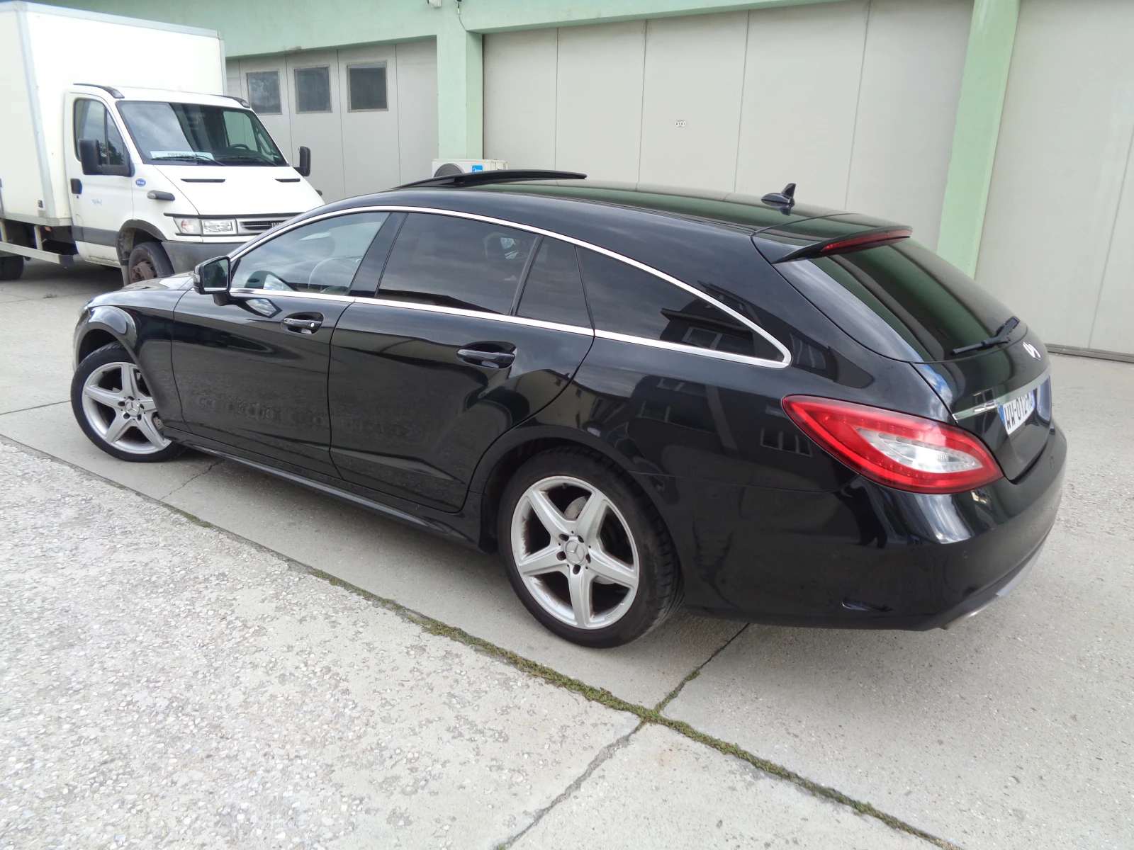 Mercedes-Benz CLS 2.2CDI-AMG-9G-BLUETEC-KOJA-NAVI-LUK-BARTER-LIZING - изображение 3