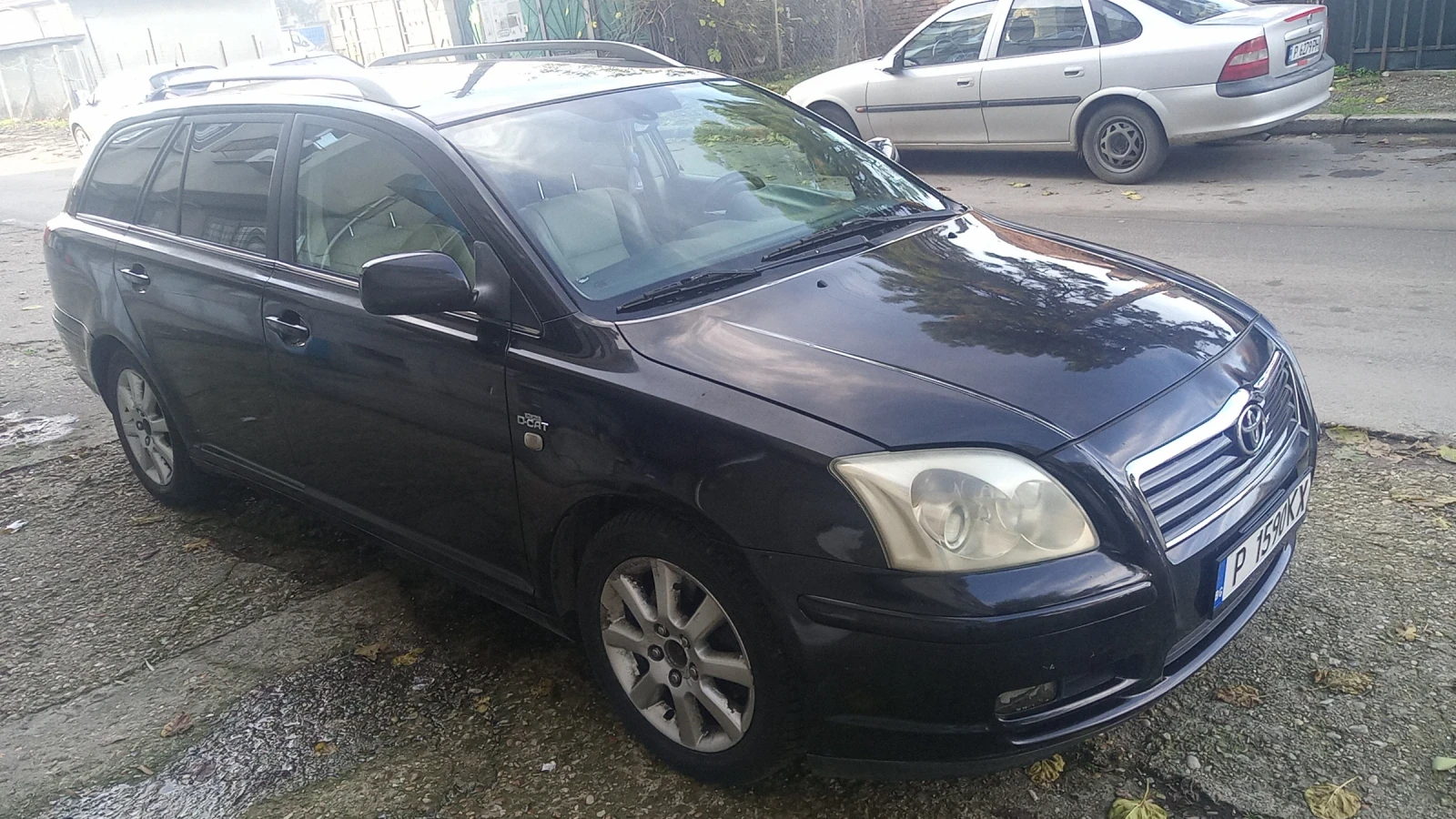 Toyota Avensis 2.2 D-4D D - CAT - изображение 4