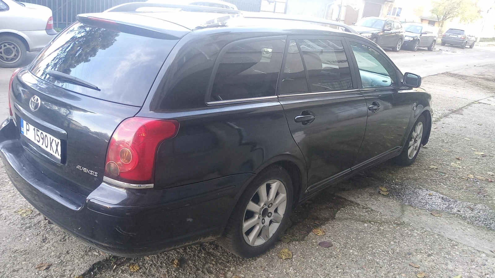 Toyota Avensis 2.2 D-4D D - CAT - изображение 3