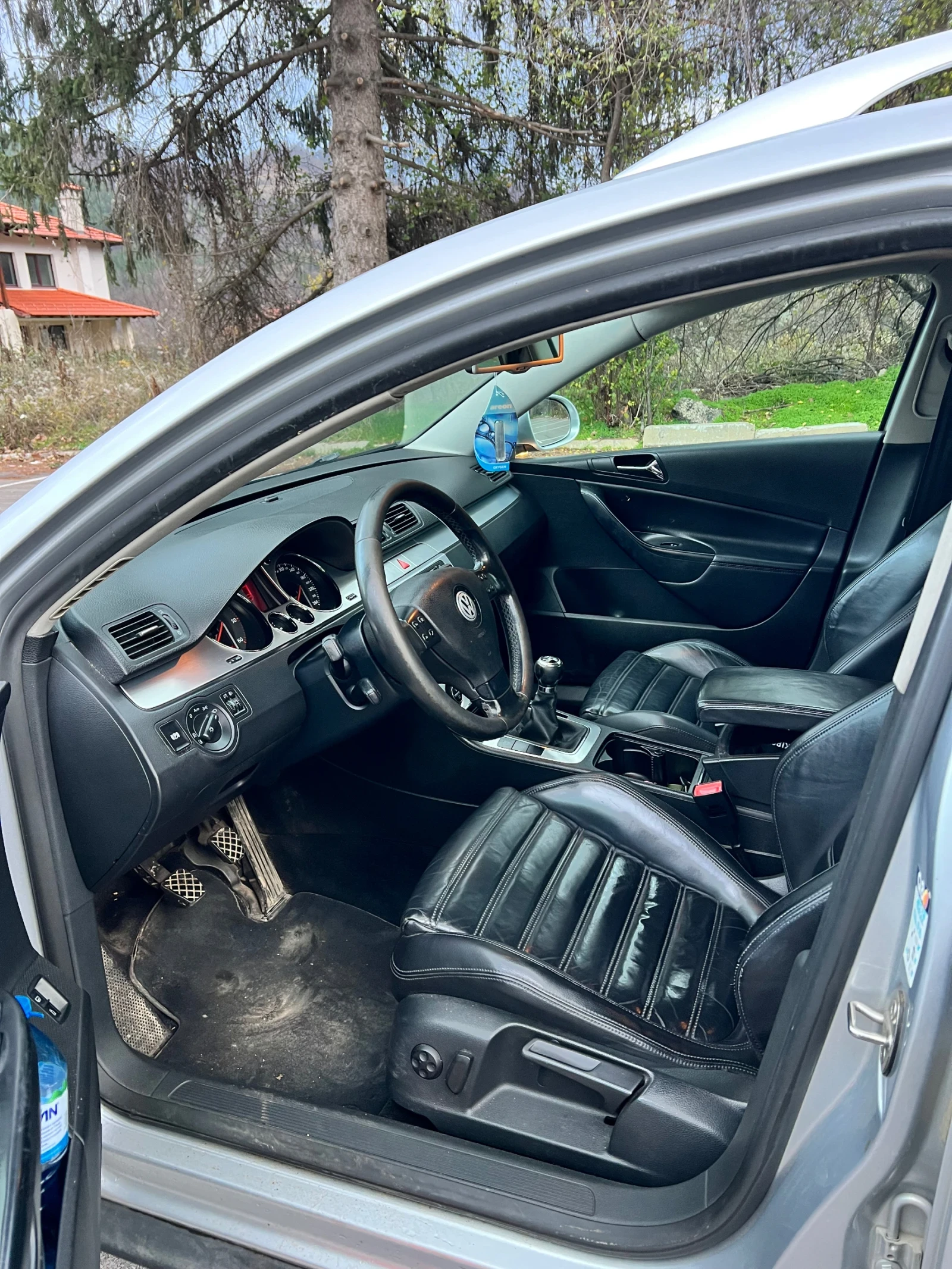 VW Passat 2.0TDI - изображение 10