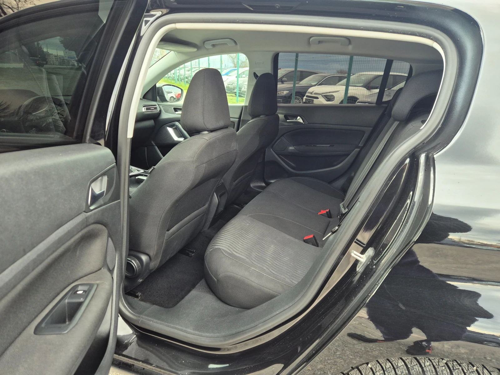 Peugeot 308 1.6HDI 109�� | Mobile.bg � ����������� 12