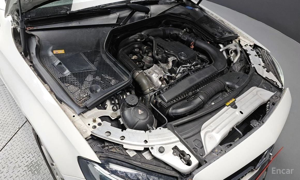 Mercedes-Benz C 200, снимка 6 - Автомобили и джипове - 53758148