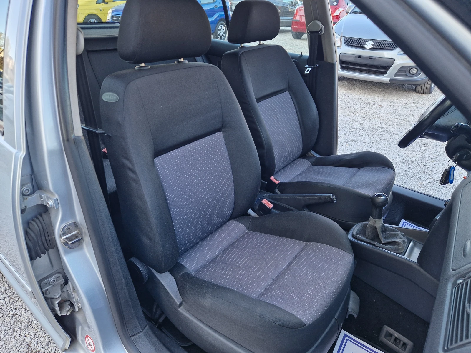 VW Golf 1.9/131�.� | Mobile.bg � ����������� 12