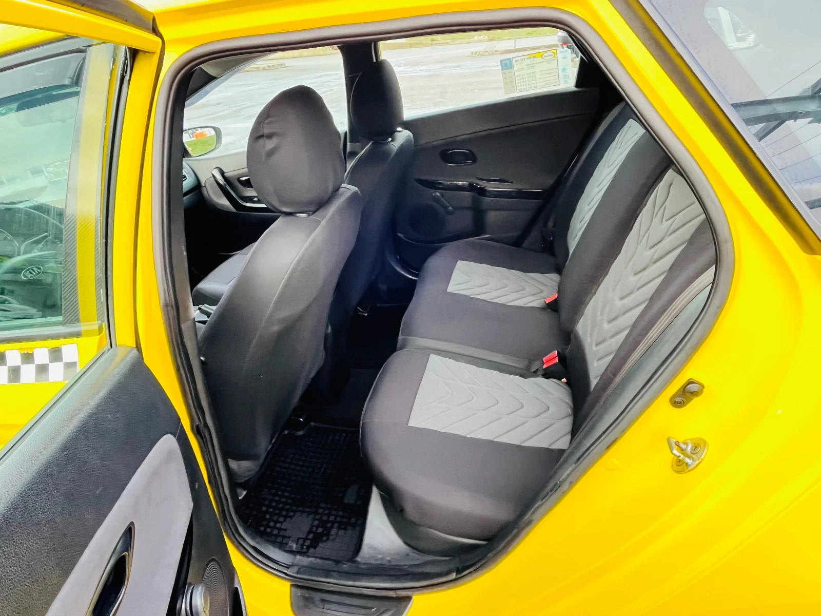 Kia Ceed 1.4i/ГАЗ, снимка 9 - Автомобили и джипове - 54094816