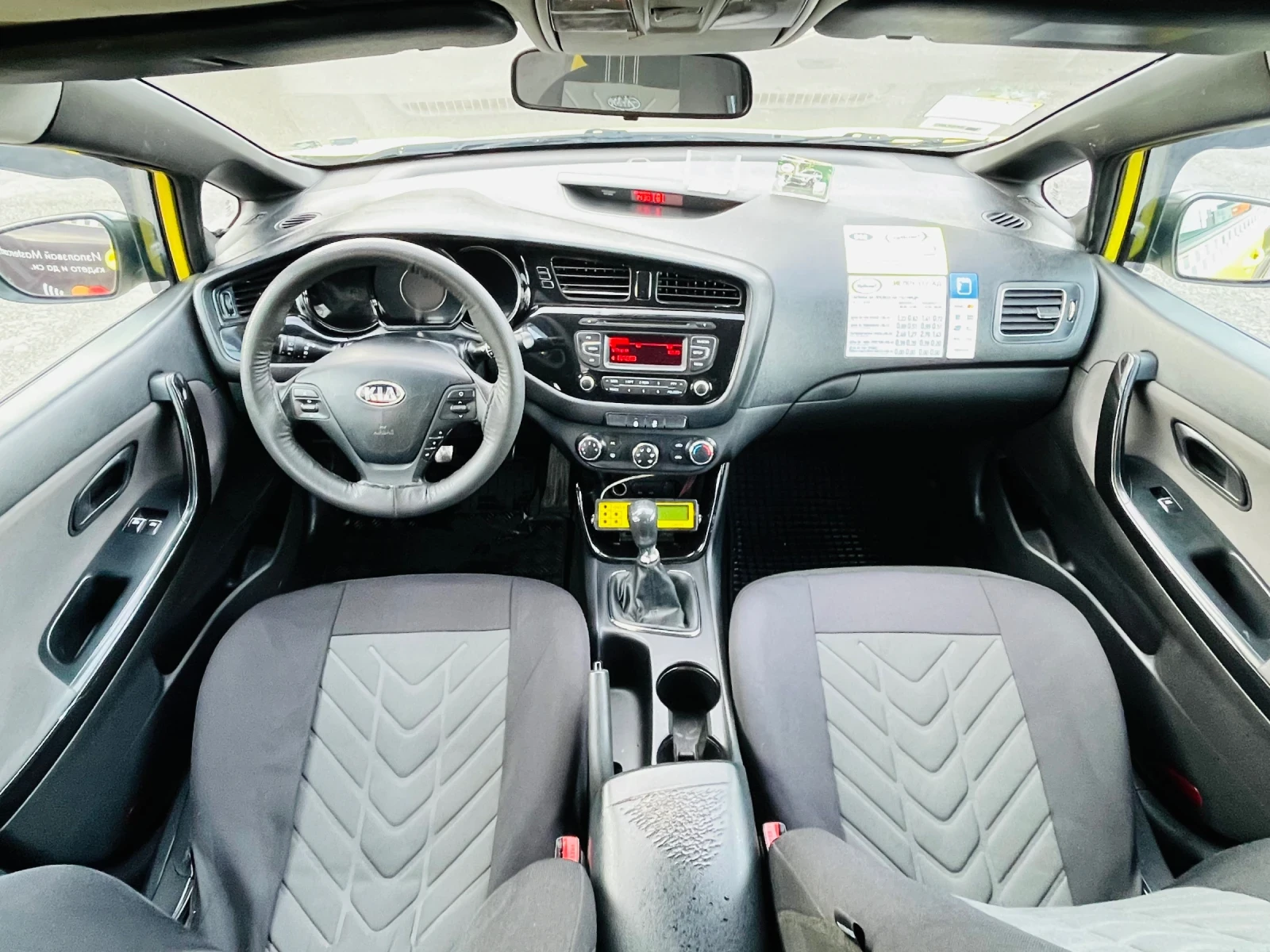 Kia Ceed 1.4i/ГАЗ, снимка 8 - Автомобили и джипове - 54094816