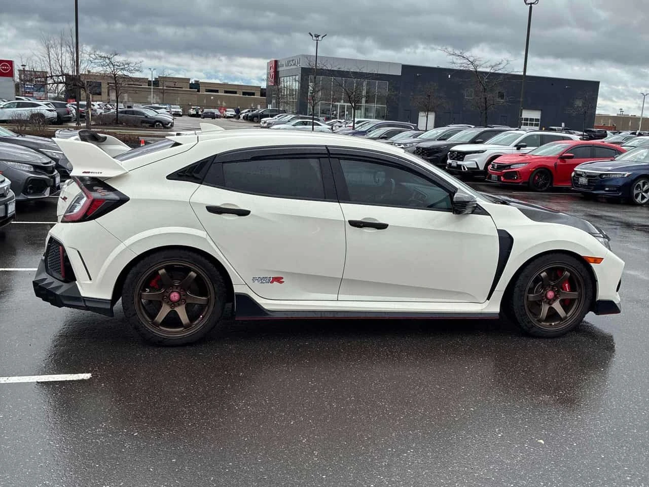 Honda Civic * РЪЧНИ СКОРОСТИ * CARFAX * KEYLESS* КЛИП НА МОТОР, снимка 3 - Автомобили и джипове - 54200433