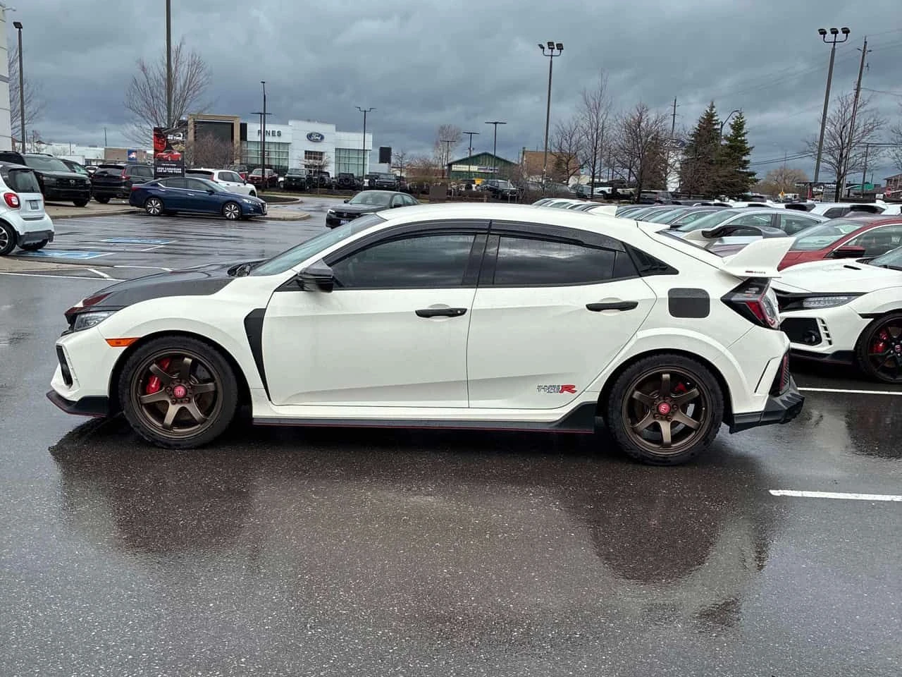 Honda Civic * РЪЧНИ СКОРОСТИ * CARFAX * KEYLESS* КЛИП НА МОТОР, снимка 2 - Автомобили и джипове - 54200433