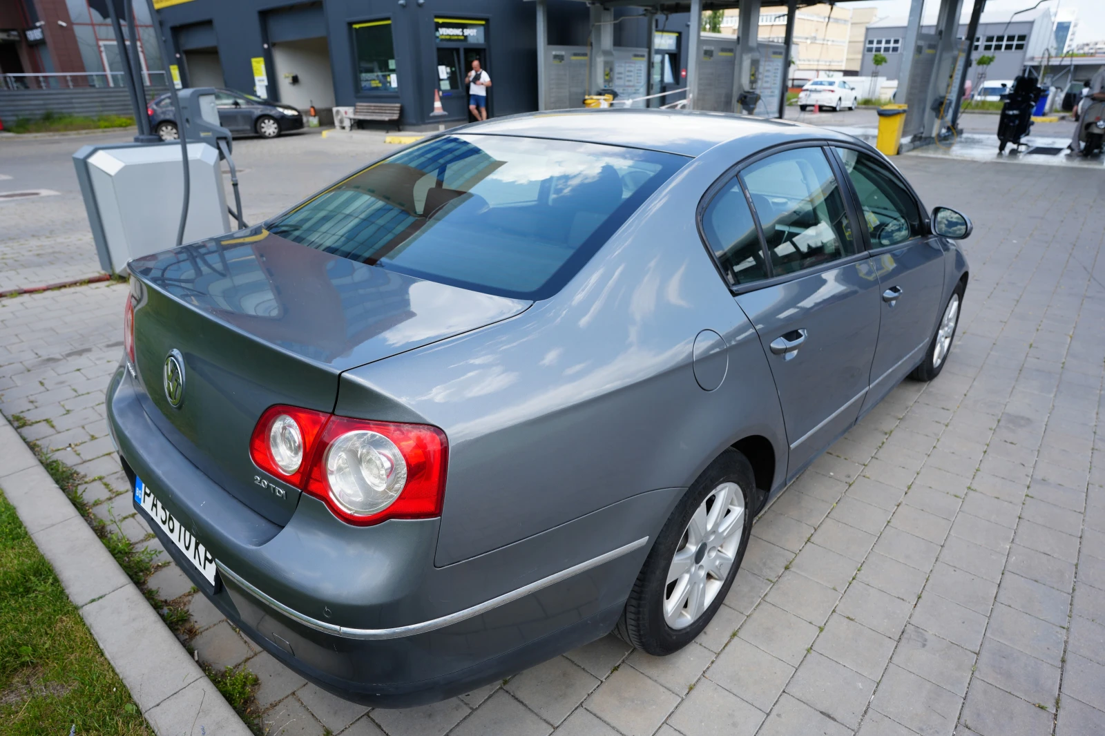VW Passat B6, снимка 5 - Автомобили и джипове - 54710911