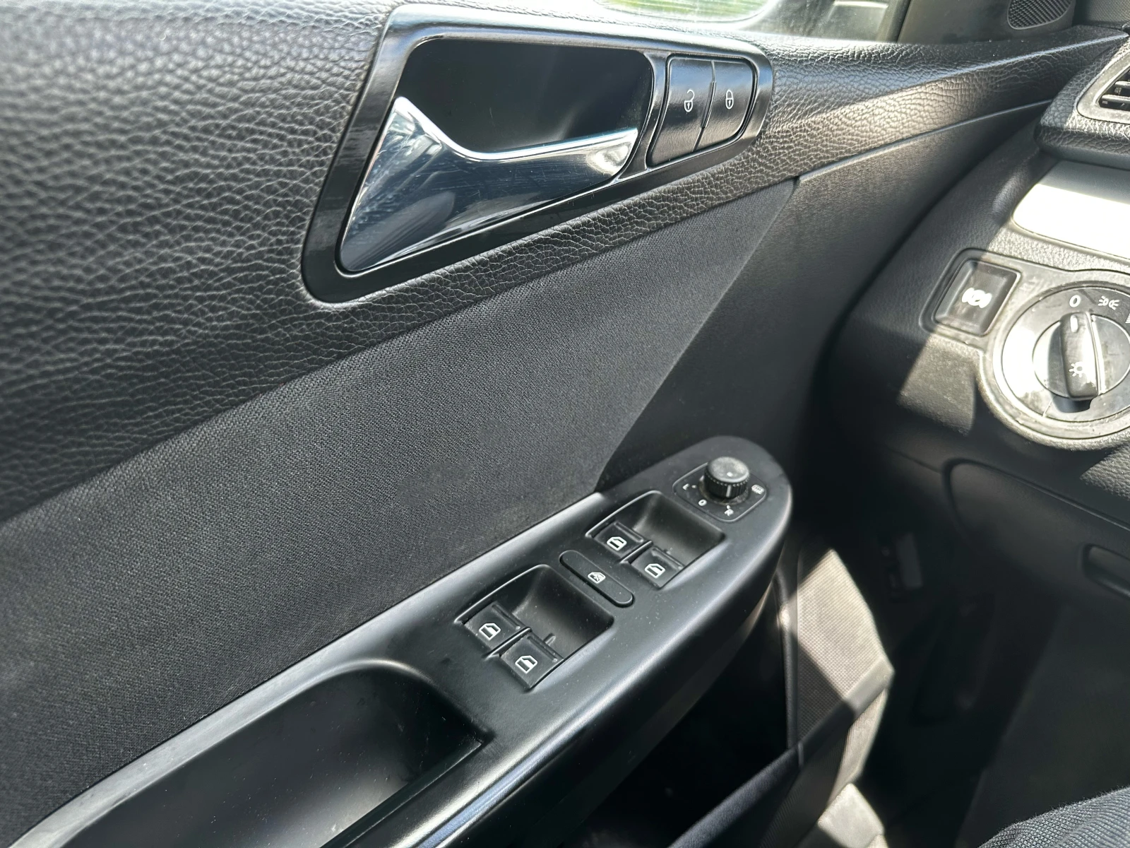 VW Passat B6, снимка 13 - Автомобили и джипове - 54710911