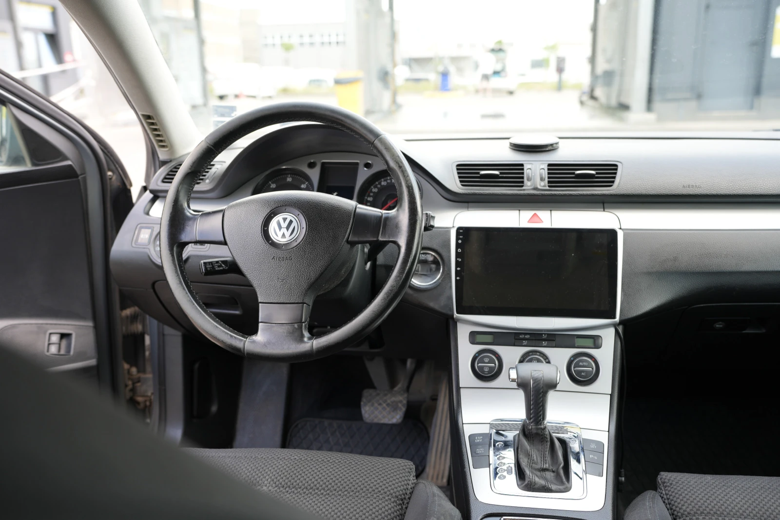 VW Passat B6, снимка 9 - Автомобили и джипове - 54710911