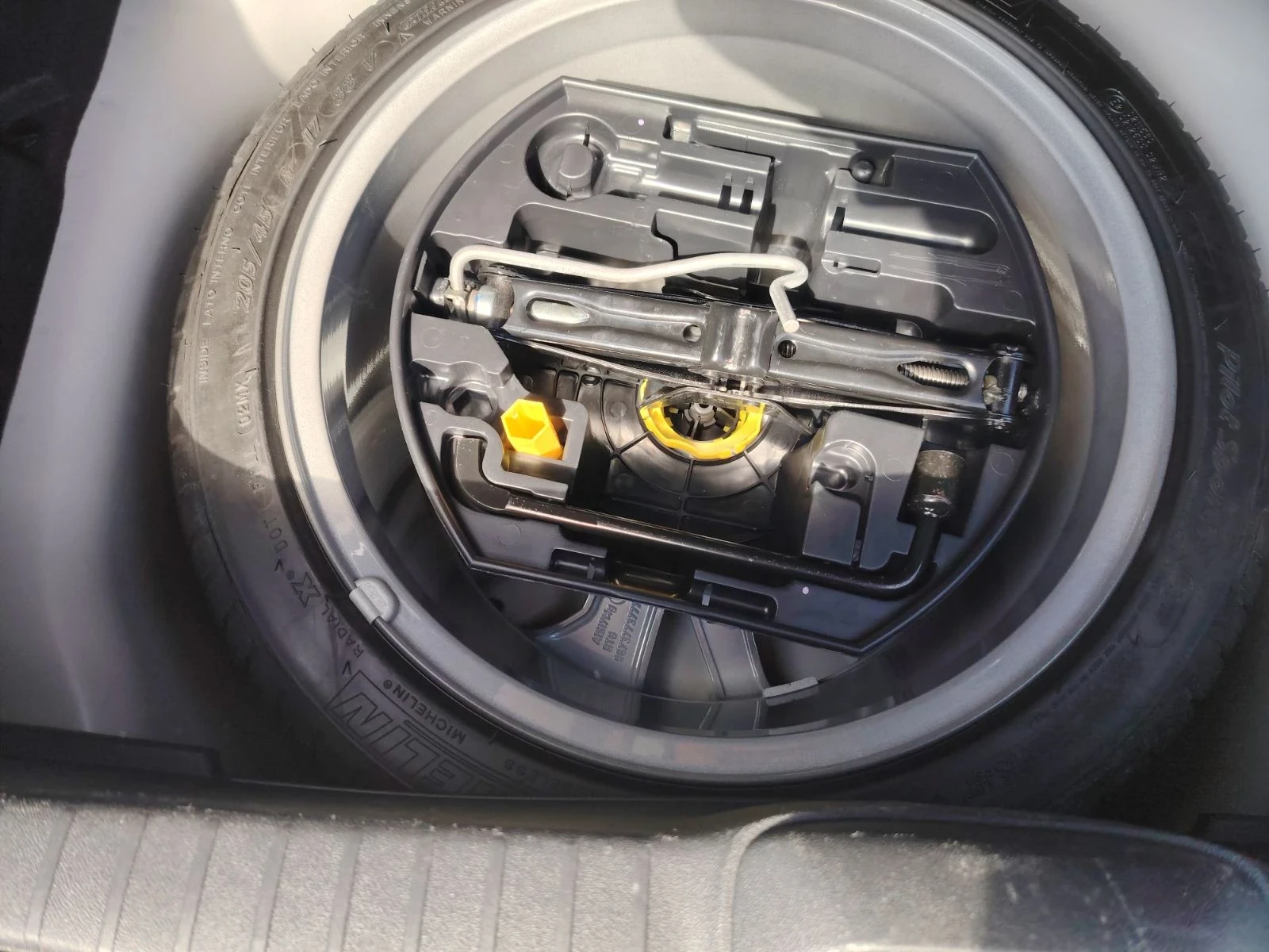 Peugeot 208 1.2 Turbo Feline Avtomat, снимка 14 - Автомобили и джипове - 54715000