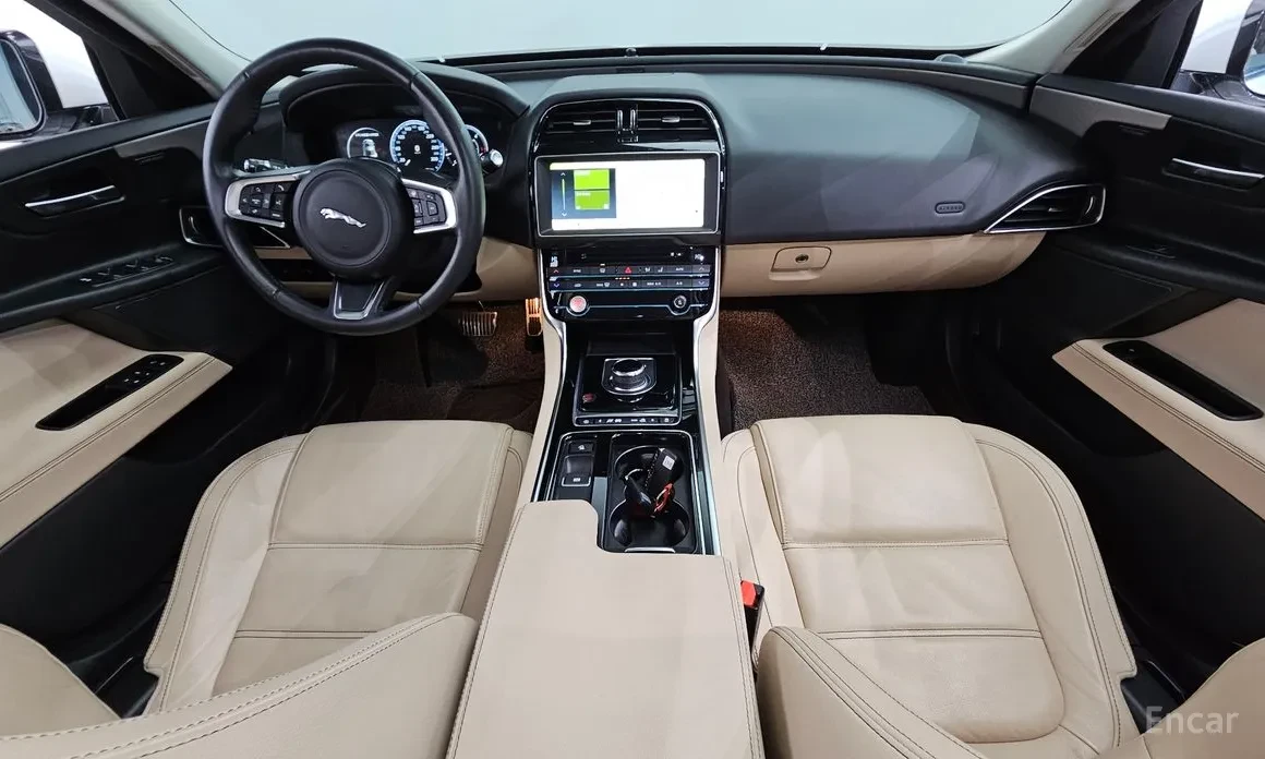 Jaguar XE 2.0 Diesel Prestige, снимка 6 - Автомобили и джипове - 54849190