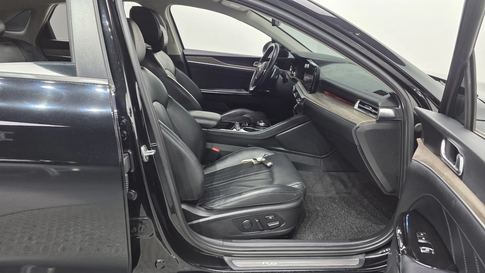 Kia K5 2.0 LPI Signature autogeorge.com, снимка 15 - Автомобили и джипове - 55702701
