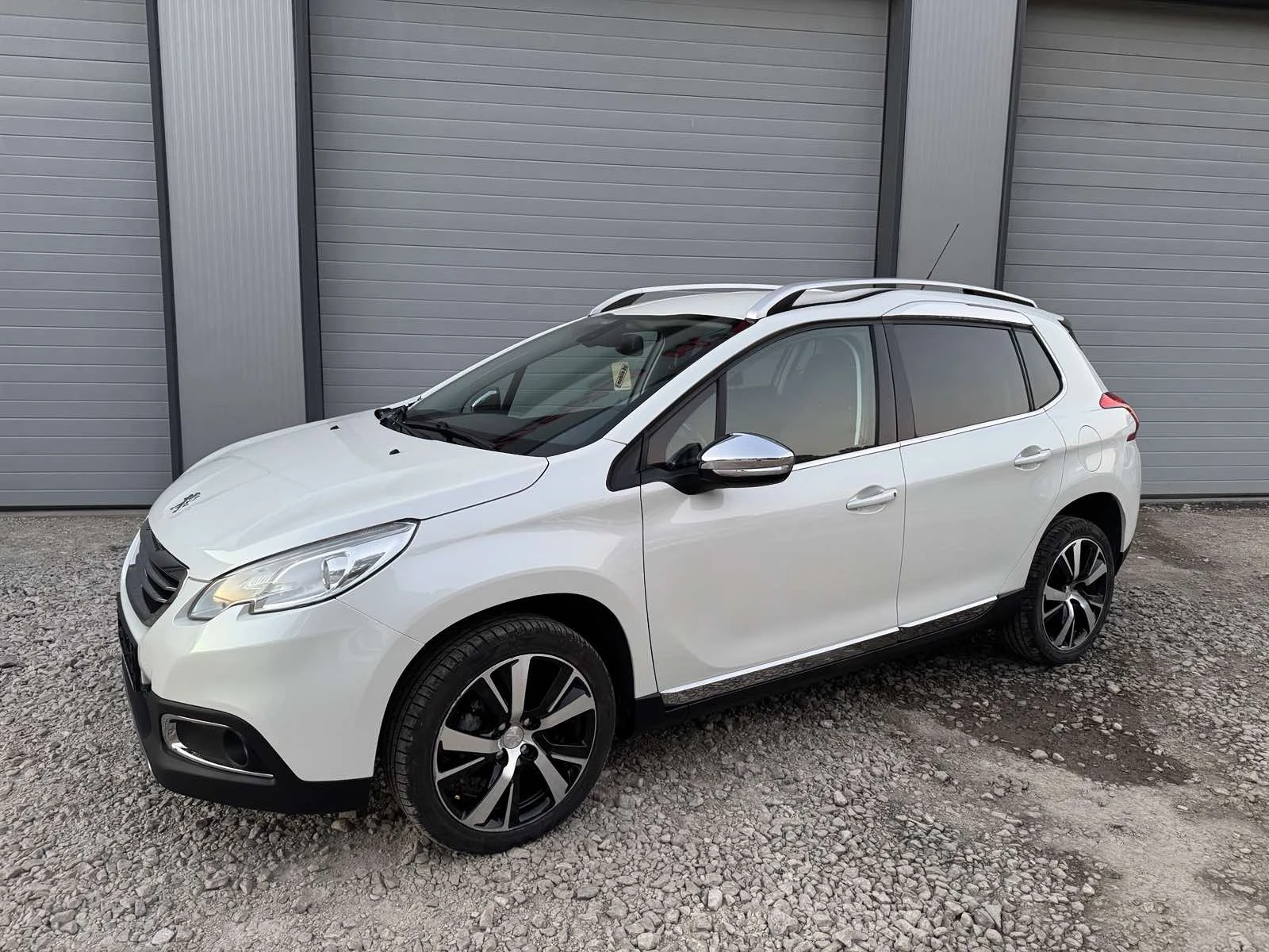 Peugeot 2008 1.6HDI* 99ks* TOP* KLIMA* EVRO6, снимка 12 - Автомобили и джипове - 55735109