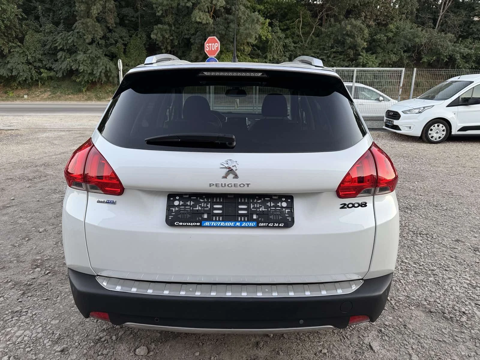 Peugeot 2008 1.6HDI* 99ks* TOP* KLIMA* EVRO6, снимка 4 - Автомобили и джипове - 55735109