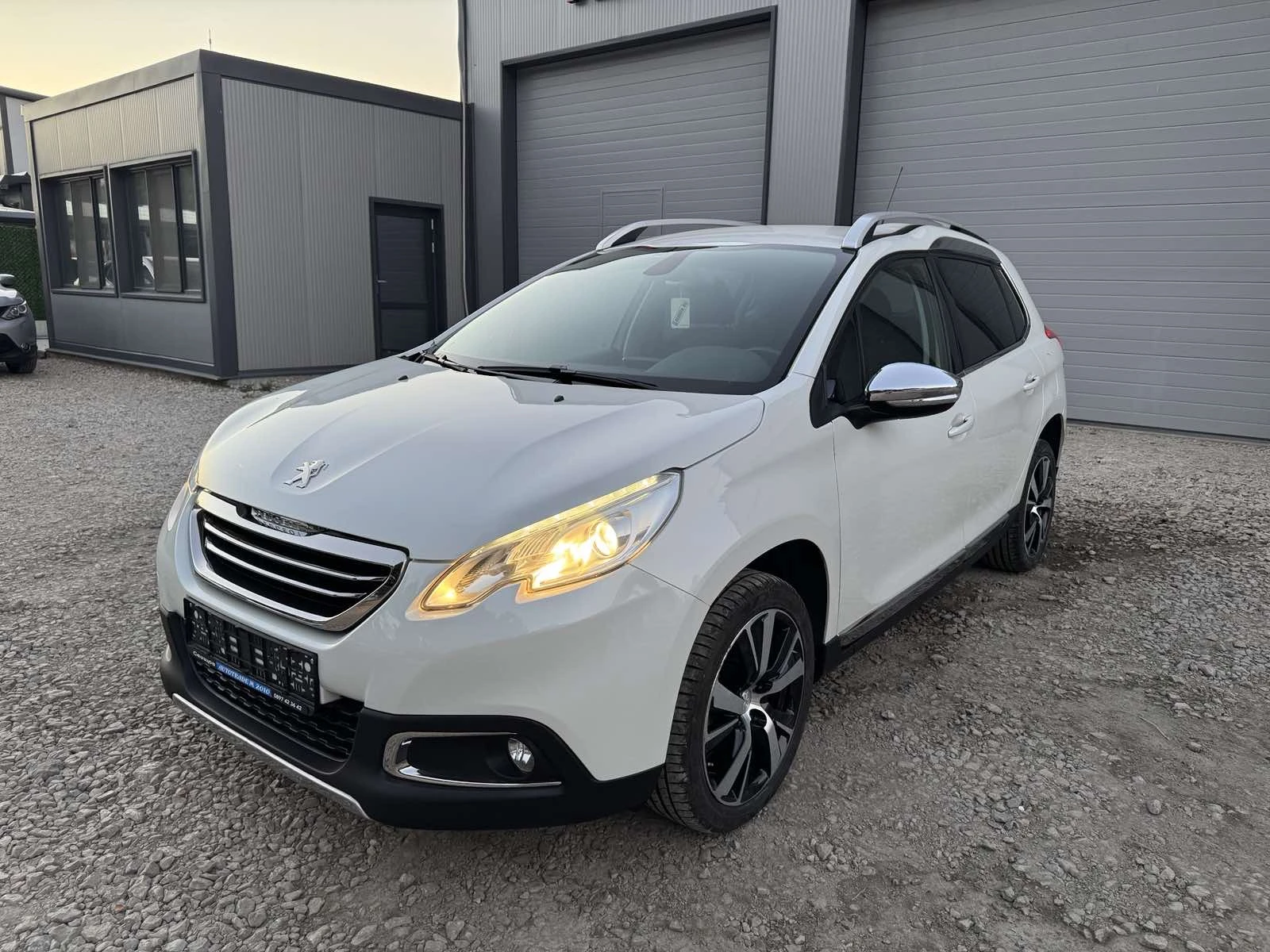 Peugeot 2008 1.6HDI* 99ks* TOP* KLIMA* EVRO6, снимка 17 - Автомобили и джипове - 55735109