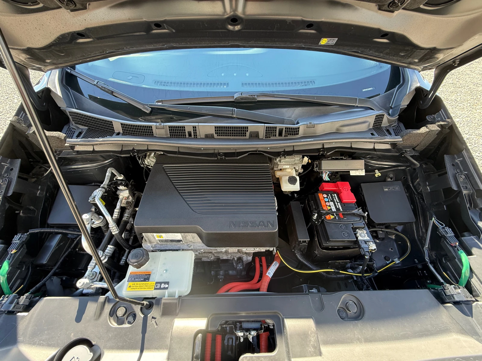 Nissan Leaf  ACENTA ШВЕЙЦАРИЯ, снимка 14 - Автомобили и джипове - 56229925