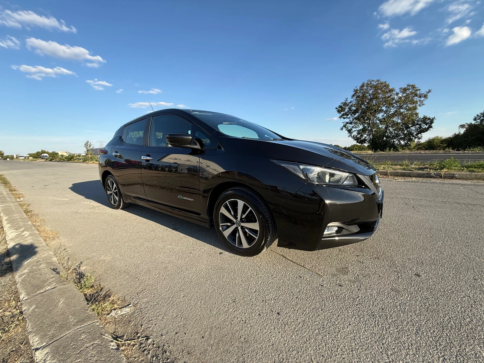 Nissan Leaf  ACENTA ШВЕЙЦАРИЯ, снимка 4 - Автомобили и джипове - 56229925
