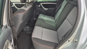 Dacia Duster 1.6 Газ/бензин 105 к.с., снимка 12