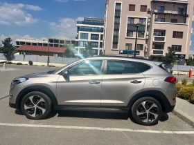Hyundai Tucson 2.0CRDI 4X4 EXPOSSIBLE= AVTOMAT= NAVI= 184000КМ!!!, снимка 8