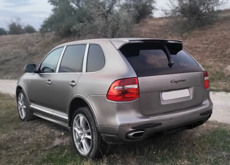 Porsche Cayenne 3.6 GTS Pack, снимка 4 - Автомобили и джипове - 47380272