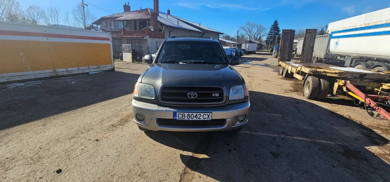 Toyota Sequoia  4.7 V8, снимка 1 - Автомобили и джипове - 48088218