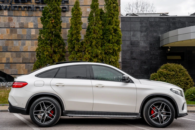 Mercedes-Benz GLE 350 d* AMG* EXCLUSIVE* PANORAMA* 360CAM* HARMAN* FULL, снимка 7 - Автомобили и джипове - 48314275