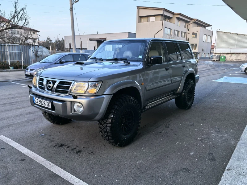 Nissan Patrol 3.0 , снимка 2 - Автомобили и джипове - 48854553