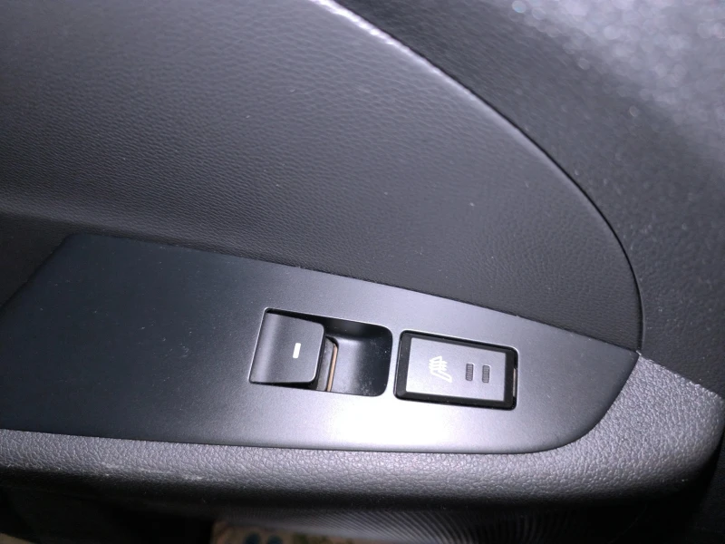 Hyundai Tucson, снимка 9 - Автомобили и джипове - 52440245