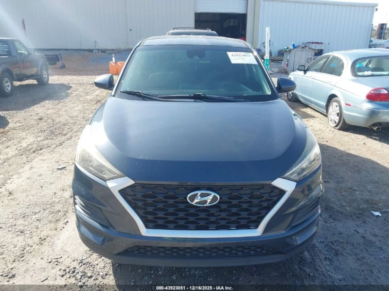 Hyundai Tucson 2l Se, снимка 13 - Автомобили и джипове - 53250194