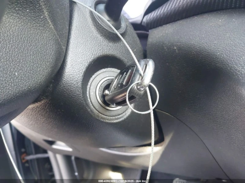 Hyundai Tucson 2l Se, снимка 11 - Автомобили и джипове - 53250194