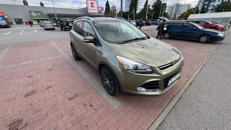 Ford Kuga 2.0t Ecoboost , снимка 9 - Автомобили и джипове - 48508132