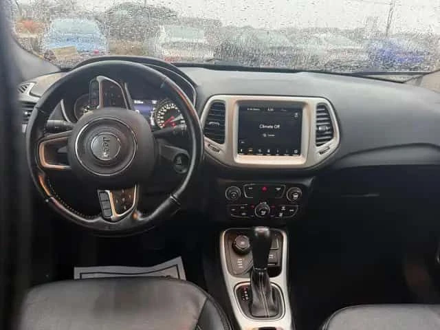 Jeep Compass North | PANO | ПОДГРЕВИ | CARFAX, снимка 9 - Автомобили и джипове - 53972352