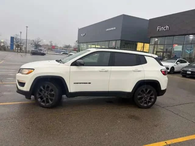 Jeep Compass North | PANO | ПОДГРЕВИ | CARFAX, снимка 2 - Автомобили и джипове - 53972352