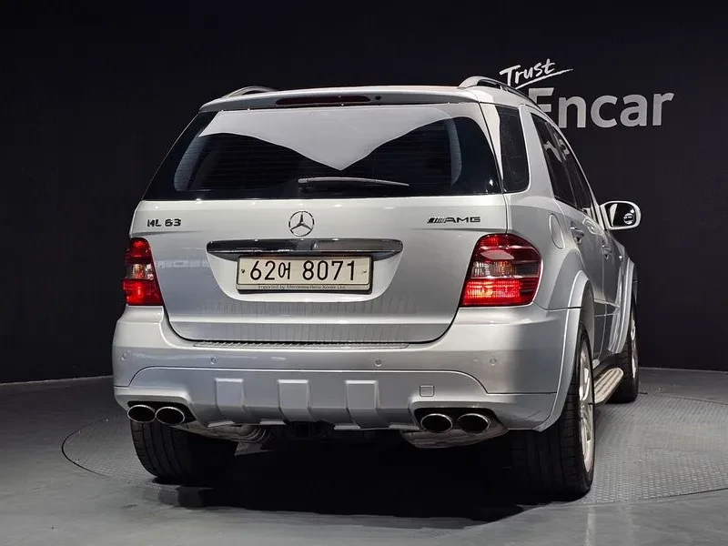 Mercedes-Benz ML W164 Ml63 Amg, снимка 4 - Автомобили и джипове - 56270848