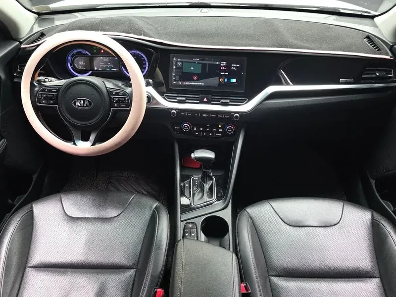 Kia Niro Niro 1.6 Hev Prestige, снимка 7 - Автомобили и джипове - 56358591