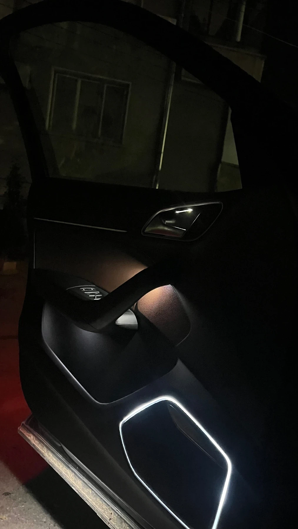 Audi Q3 2.0 TFSI Quattro , снимка 13 - Автомобили и джипове - 53893977