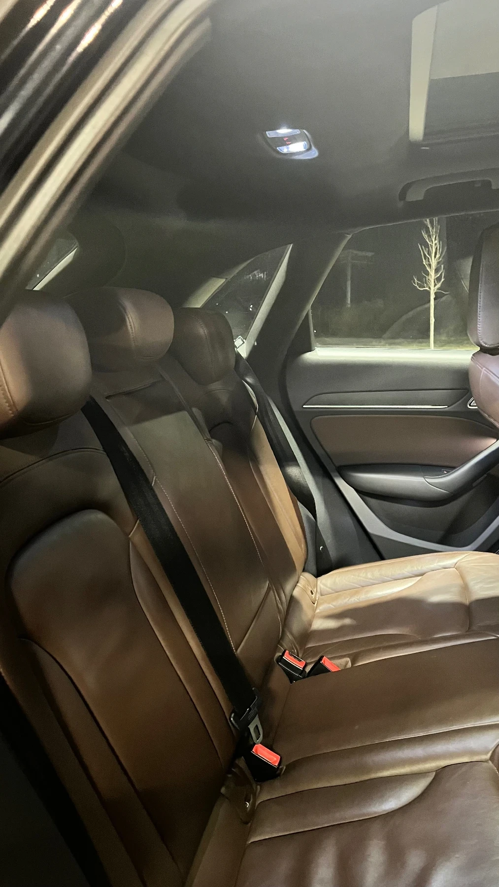 Audi Q3 2.0 TFSI Quattro , снимка 10 - Автомобили и джипове - 53893977