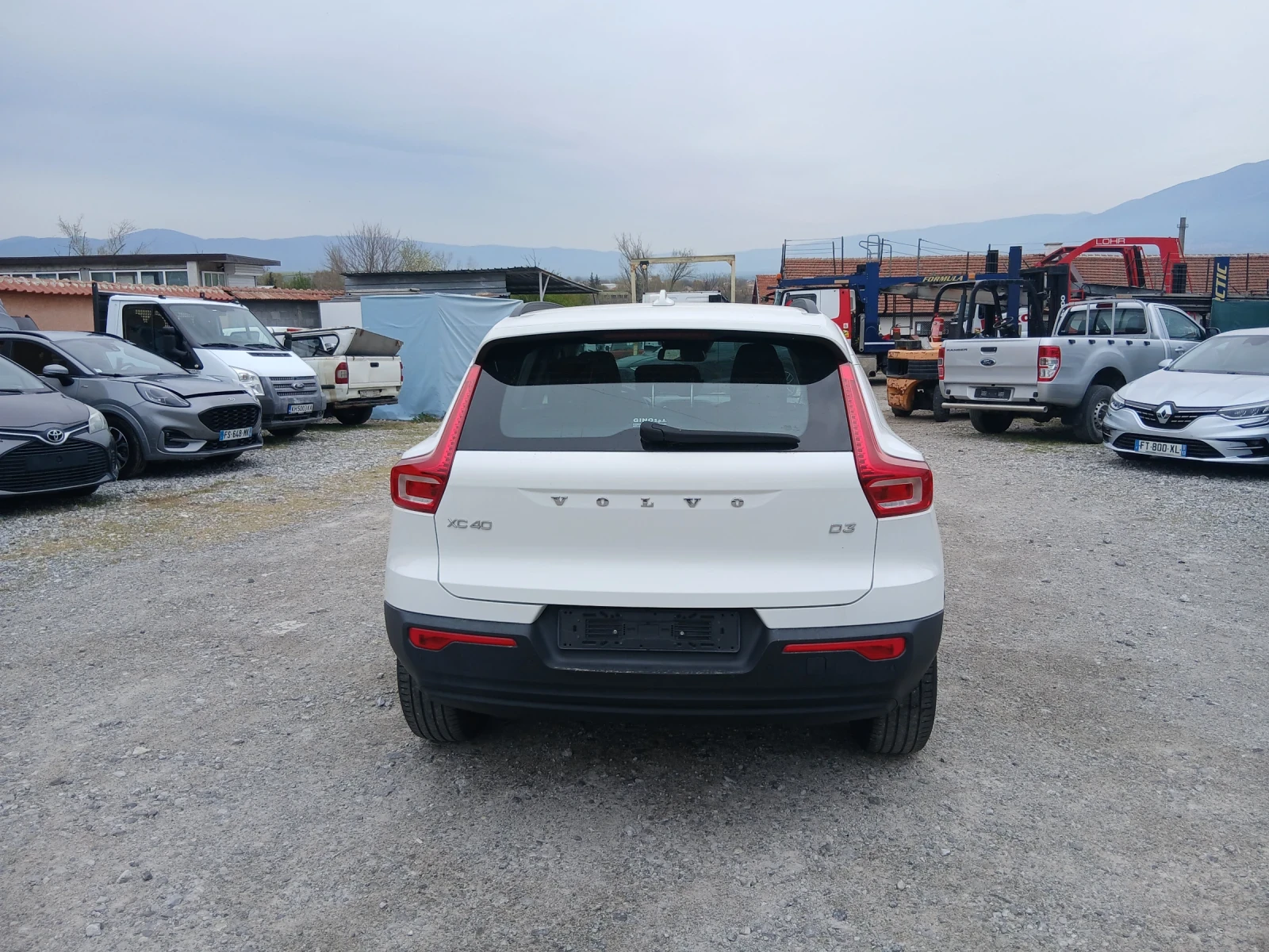 Volvo XC40 D3, снимка 5 - Автомобили и джипове - 54251346