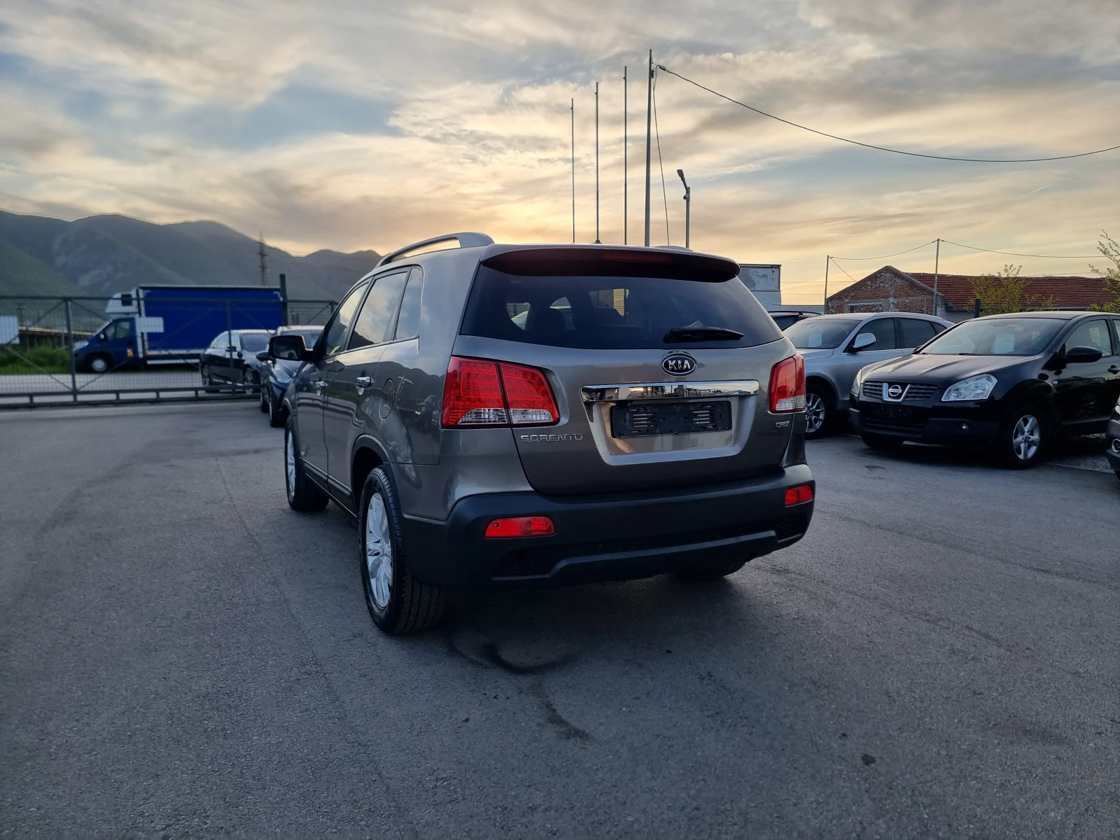 Kia Sorento 2.2CRDI, снимка 5 - Автомобили и джипове - 54338488