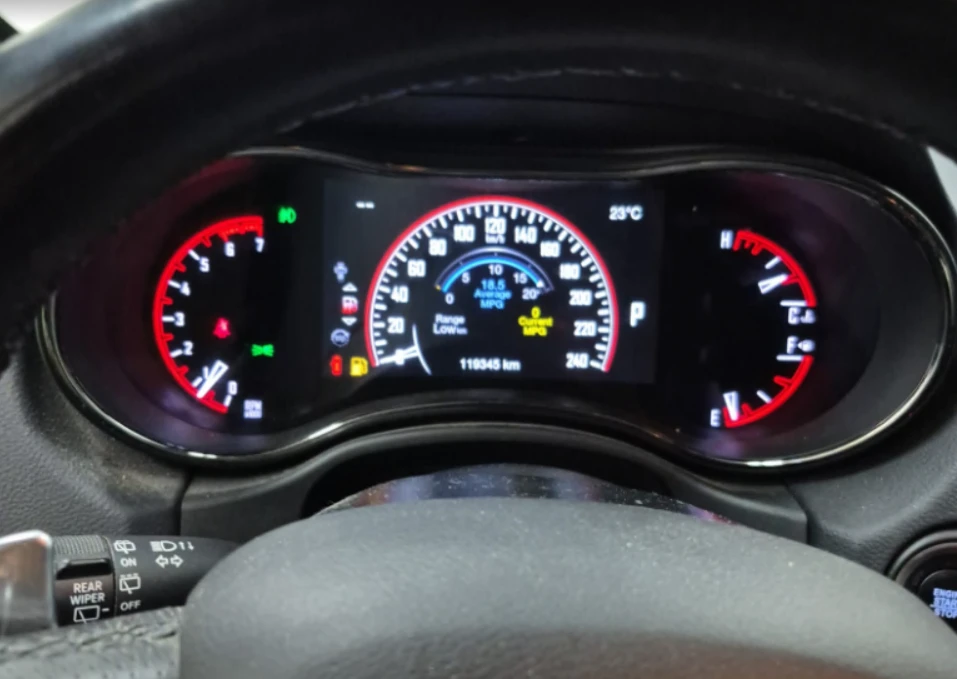 Dodge Durango 5.7L R/T Без инциденти CARFAX, снимка 7 - Автомобили и джипове - 54610075