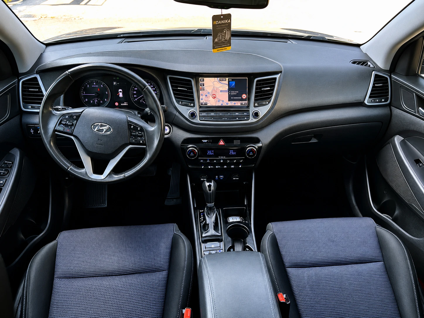 Hyundai Tucson 2.0CRDI 4X4 EXPOSSIBLE= AVTOMAT= NAVI= 184000КМ!!!, снимка 9 - Автомобили и джипове - 55647904