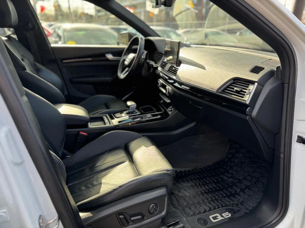 Audi Q5 * QUATTRO * S-LINE * Автокредит * Цена до България, снимка 12 - Автомобили и джипове - 55626186