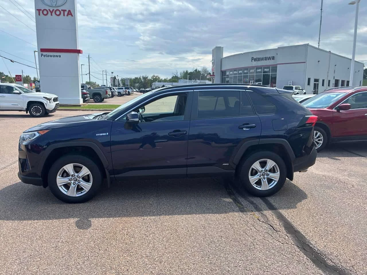Toyota Rav4 * Hybrid XLE * CARFAX * ЦЕНА ДО БГ, снимка 2 - Автомобили и джипове - 55646839