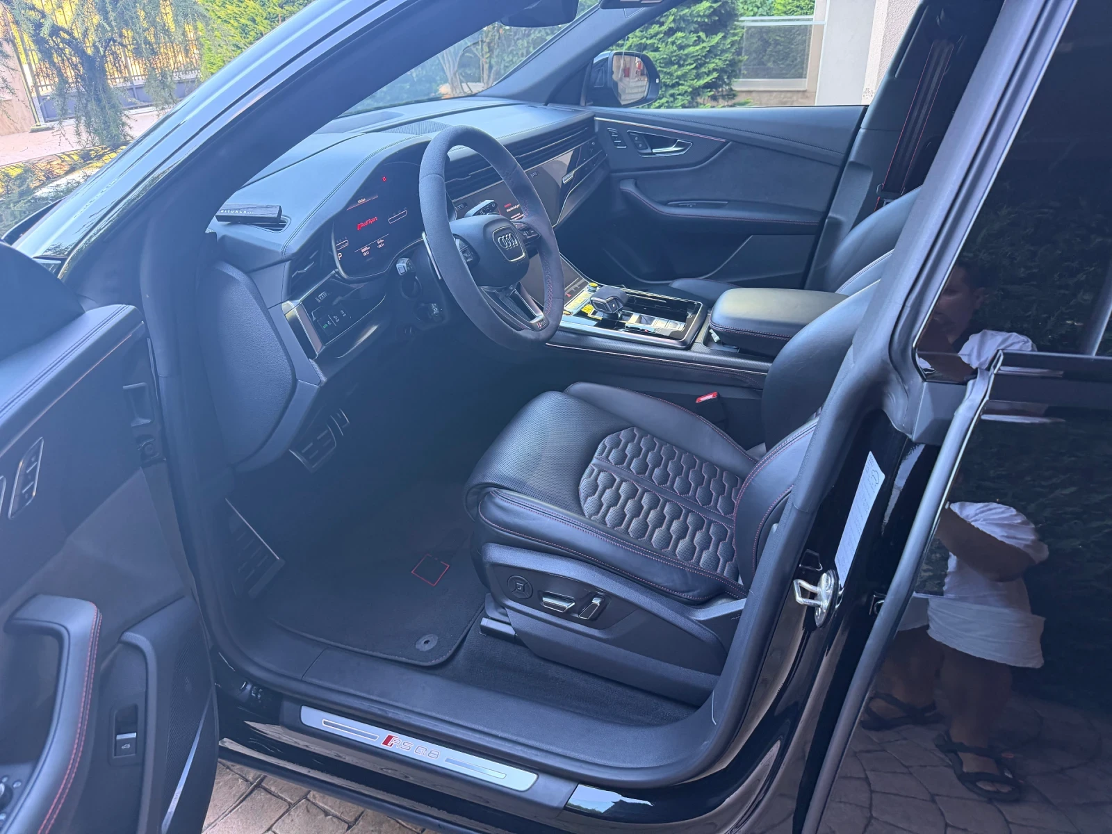 Audi RSQ8, снимка 8 - Автомобили и джипове - 56010206